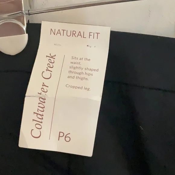 Coldwater Creek Natural Fit Cropped Pants, Size 6P, Black, NWT - Picture 4 of 11